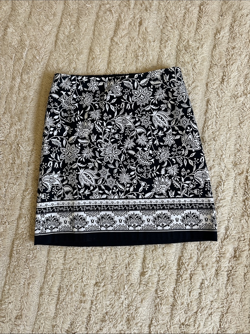 Talbots Black and White Floral Border Mini Skirt